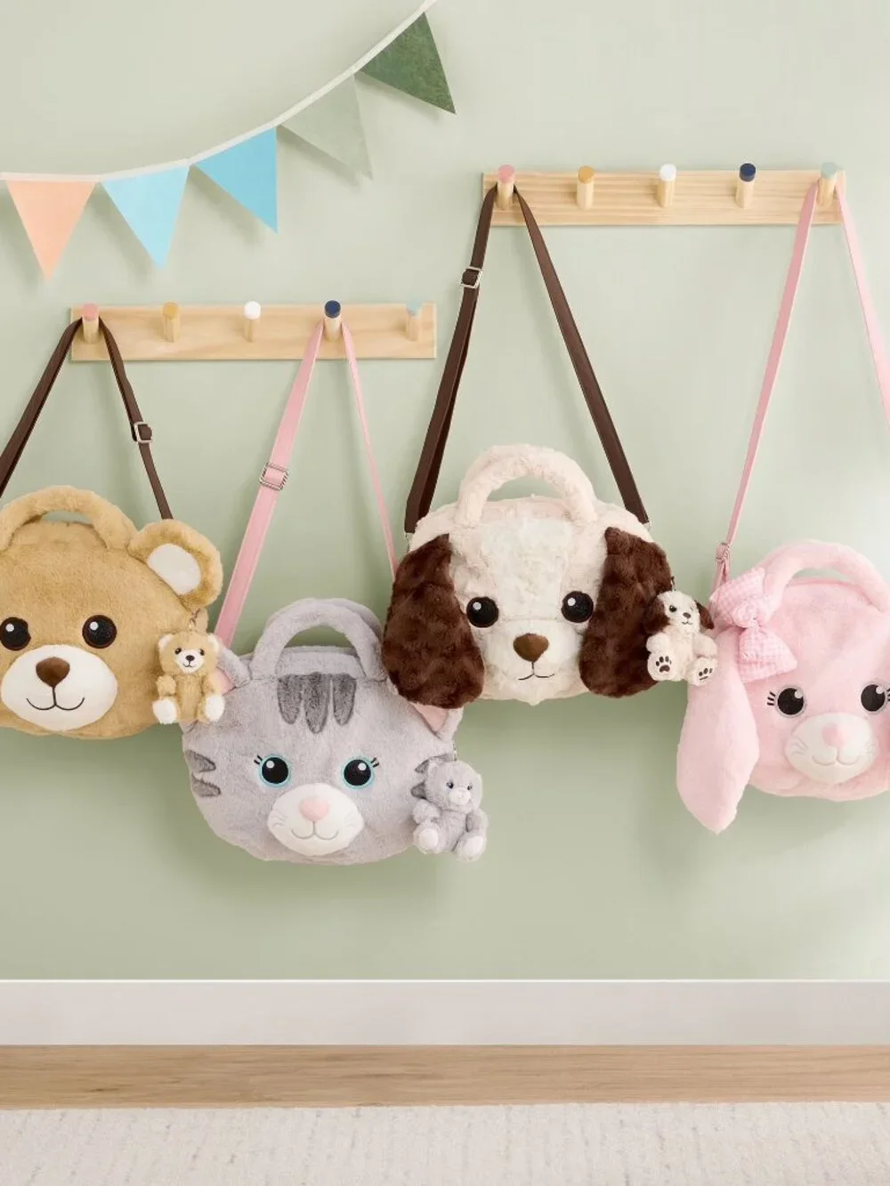 NEW Member's Mark 4-in-1 Plush Pet Bag with Keychain Bear
